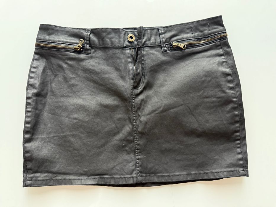 Различни поли по 15 евро