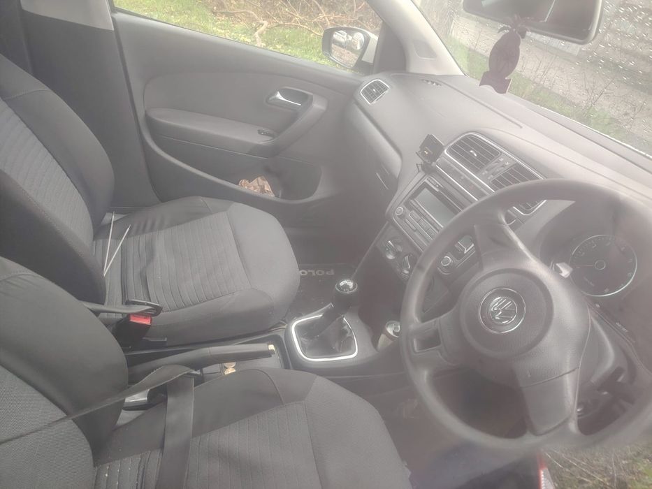 Dezmembrez Polo 6r,  Phaeton ,Passat b5.5, Golf 5,  Golf 4 , Polo, Jet