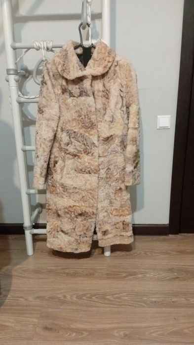 Шуба светлая овчина