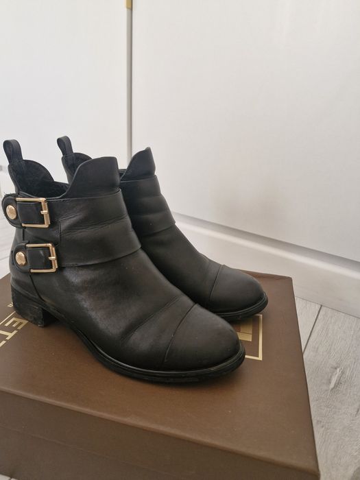 Продам демисезонные ботинки