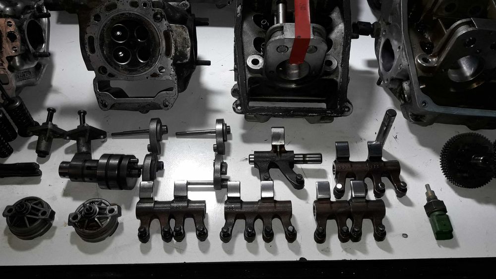 Piaggio Gilera Vespa Aprilia Derbi Malaguti Peugeot Скутер части