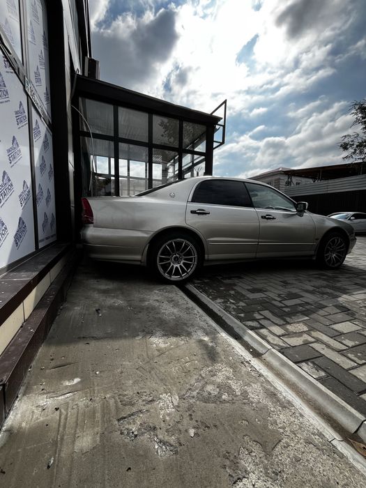 Продам митцубиси диамант