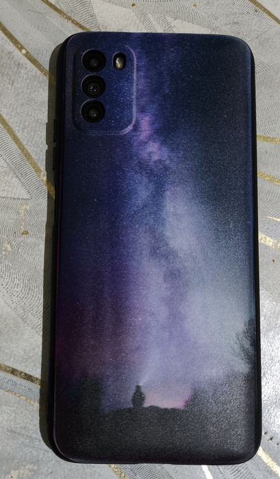 Продам смартфон poco m3