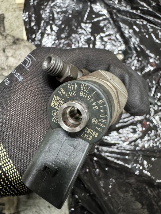 Injectie bmw n47 d20c 100kw e90 pompa injectoare rampa