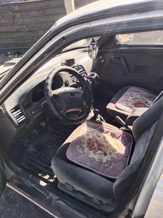 Продаю авто ваз 2110