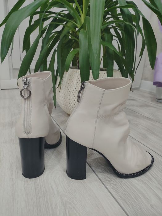 Продам ботильоны