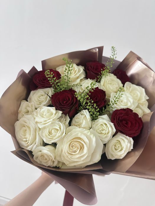 Свежие цветы роза 25шт