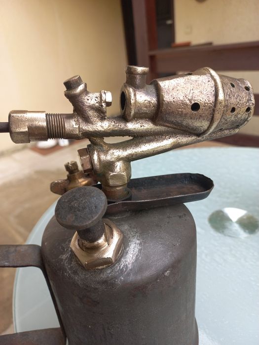 Veche lampa de gaz