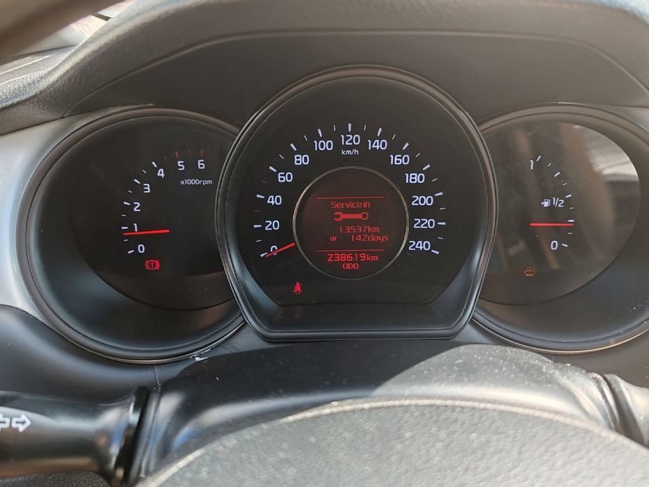 Kia Ceed 1.4 CRDi 2013 | 238.000 km | Distribuție + frâne făcute + ulei si filtre