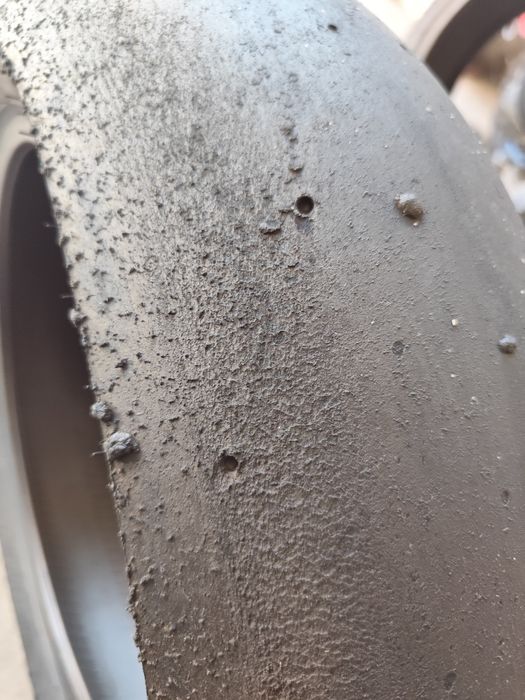 Гуми пълен слик Pirelli Superbike 120/125/190/200