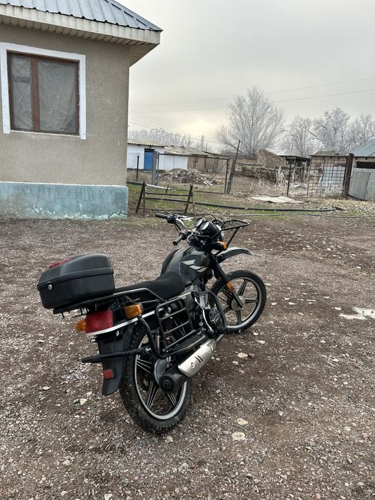 Мотоцикл 200 куб