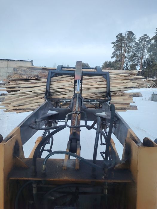 Продам фронтальный погрузчик