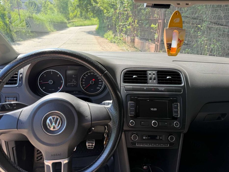 Volkswagen Cross Polo 1.6 TDI 2011