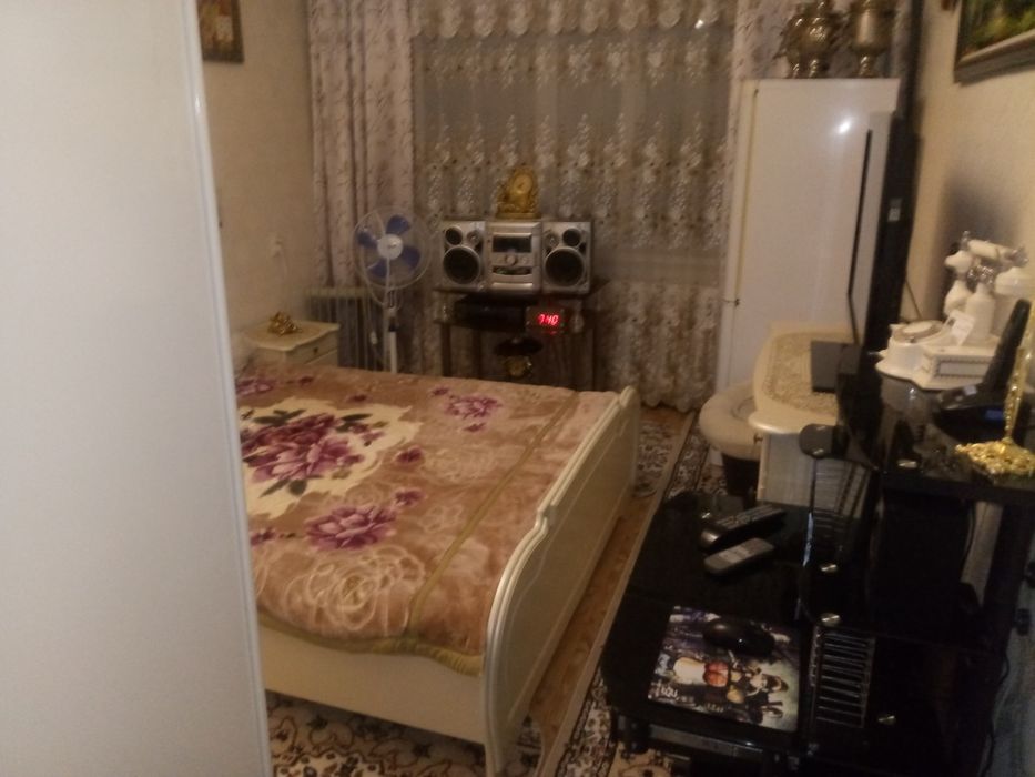 Сдам 2 комнатную квартиру.