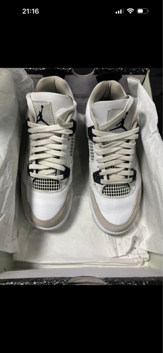 Air Jordan 4 Retro Military Black