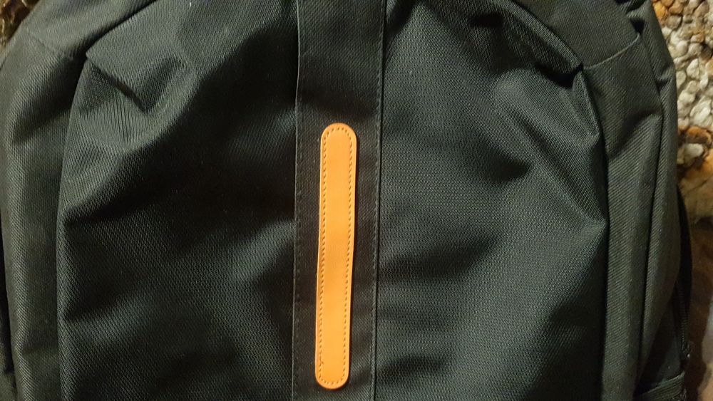 Раница за лаптоп lenovo