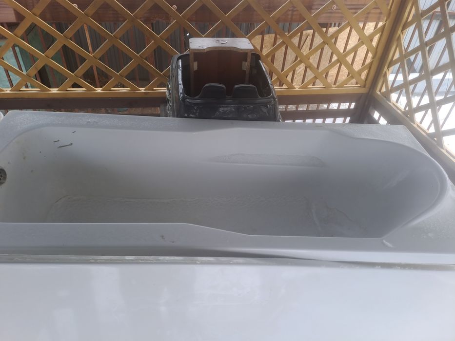 Продам ванну б/у
