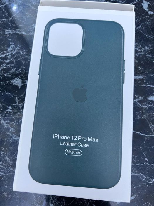 Кожаный, силиконый чехол на Iphone 14 pro max