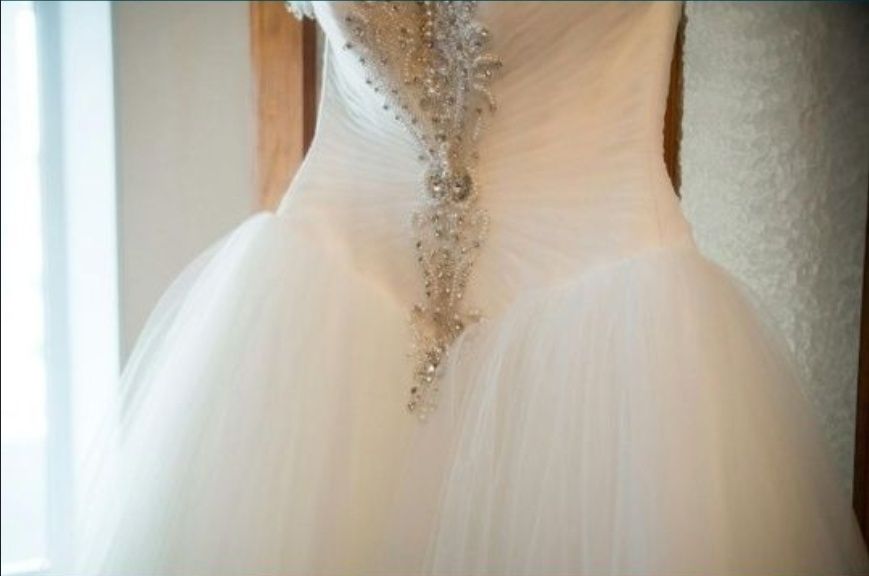 rochie de mireasă în stare excelentă