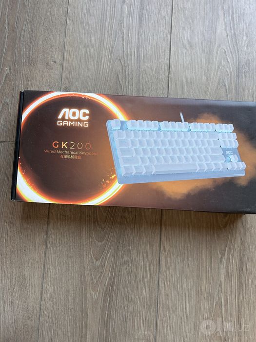 Игровая клавиатура AOC GK200 (Механический клик + Подставка)