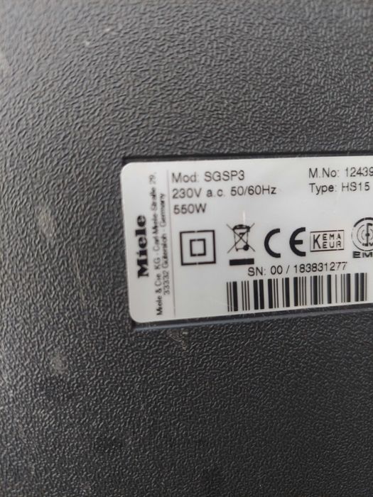 Прахосмукачка Miele C3