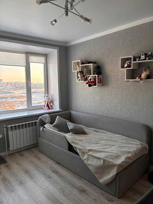 Продам 3-х комнатную квартиру в районе плазы