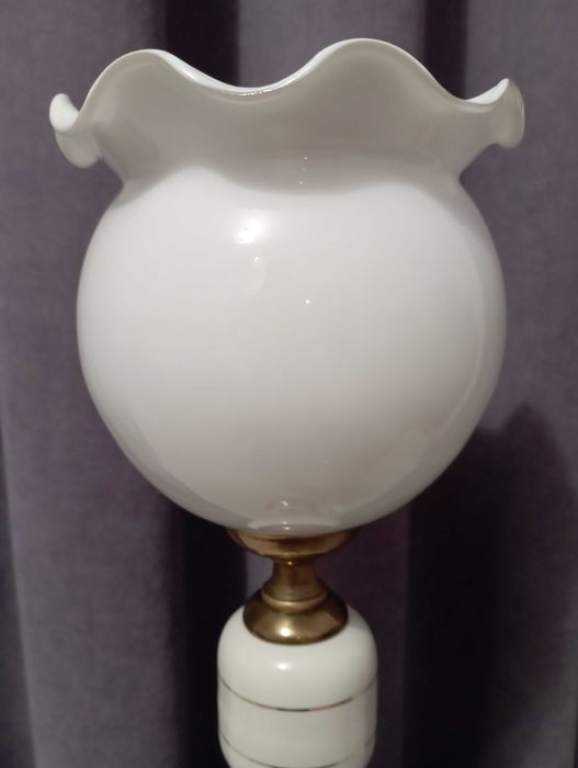 Лампа лампи лампа лампи