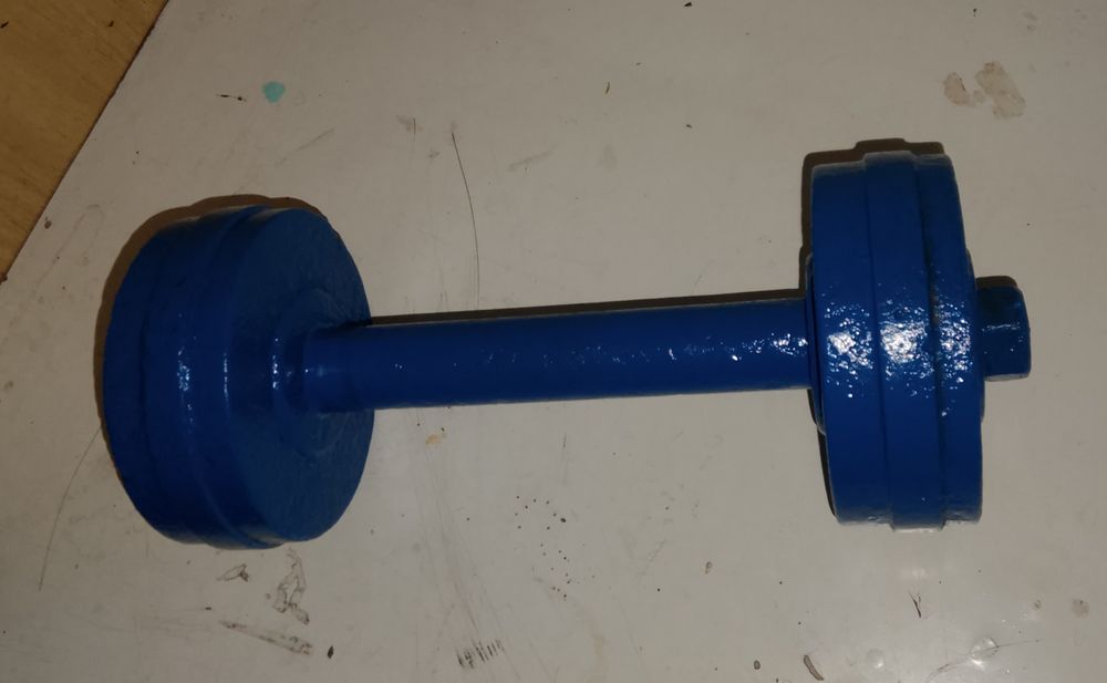 ГАНТЕЛЬ спортивный 5 кг