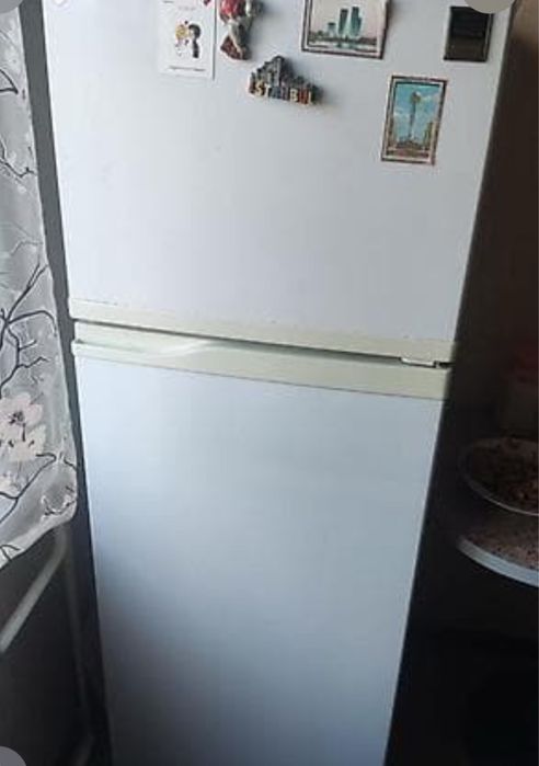 отдам даром холодильник