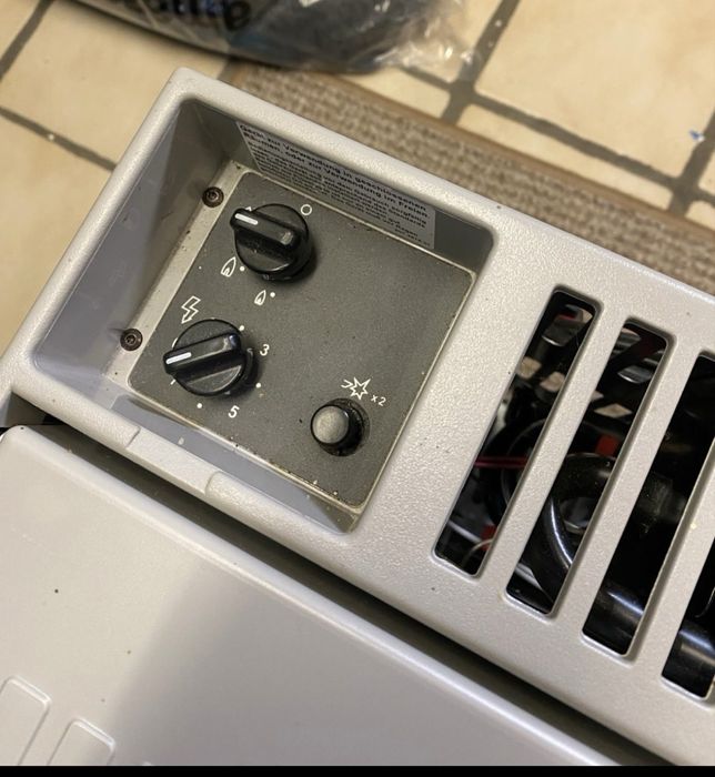 Дометик/Dometic Хладилник