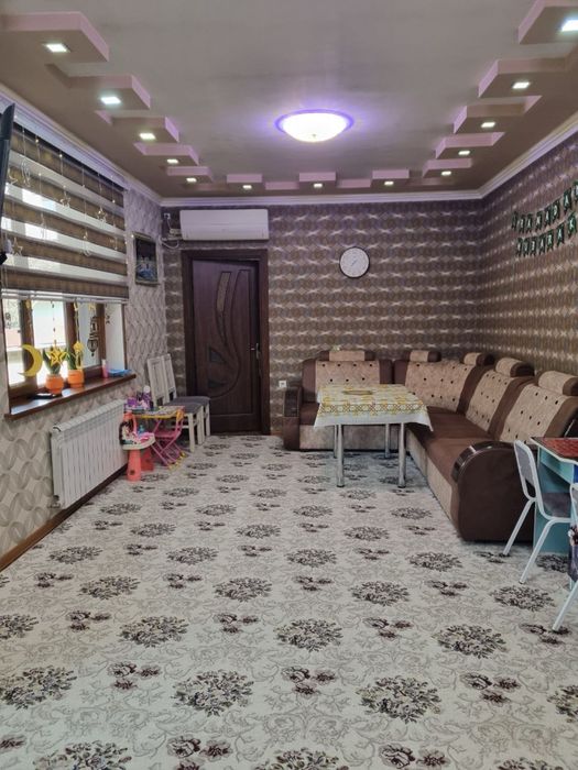 Bodomzor 3 sotix 4+ oshxona 2 ta saunzel remont zor mebel tex bilan