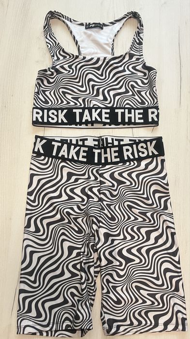 Къси спортни панталонки  и спортни предложения