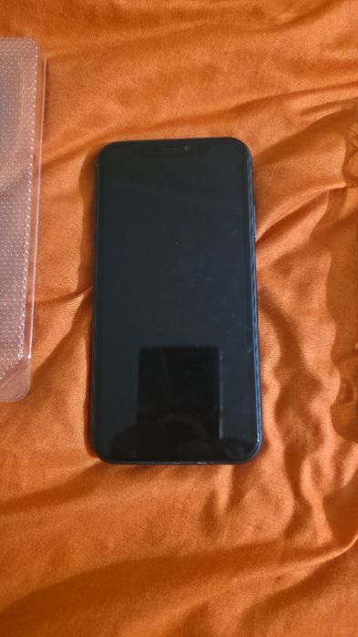 Продам iPhone 11 на запчасти 128гб