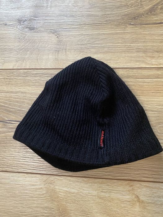 ORTOVOX , CUPRA, PHENIX, MAMMUT,caciuli impecabile