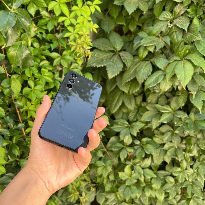 Samsung galaxy A54 5g ideal