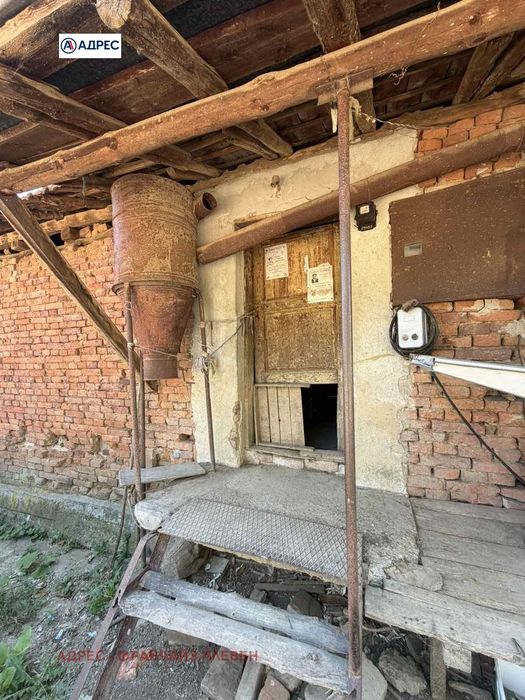Къща в Ловеч, област-гр.Троян площ 110 цена 43000