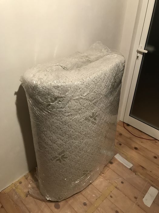 Дървено легло + Матрак