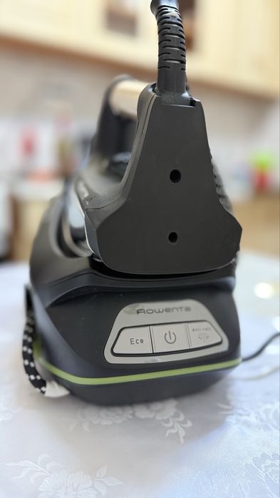 Rowenta easy steam fier de calcat cu statie