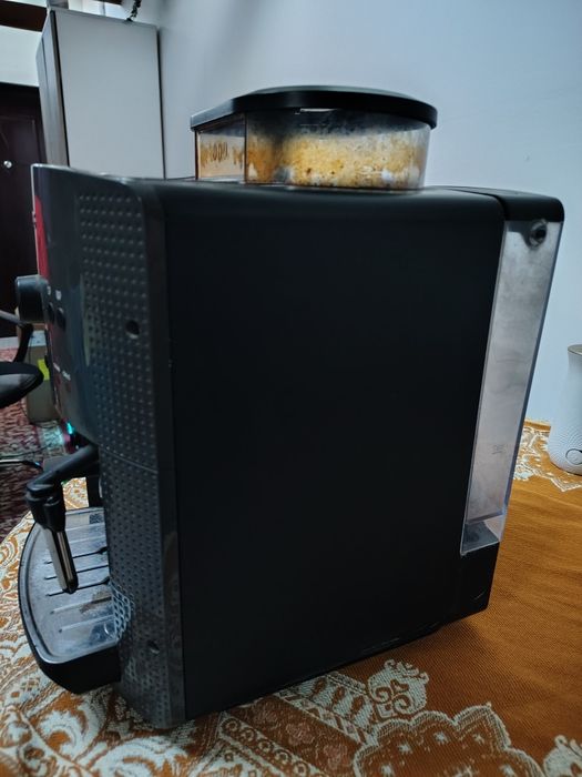 Esspresor automat Krups cu boabe