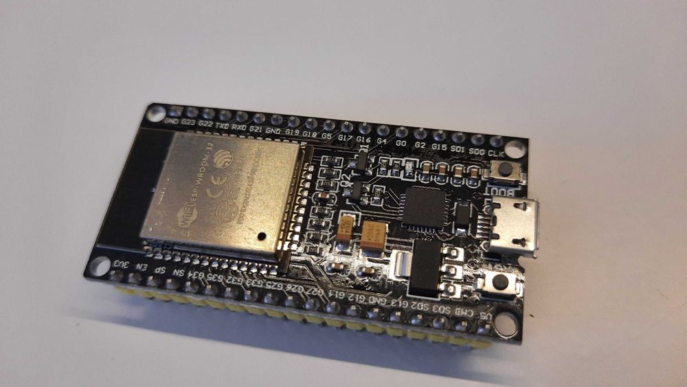 ESP32 cu WiFi si Bluetooth, 38 de pini, livrare gratuita