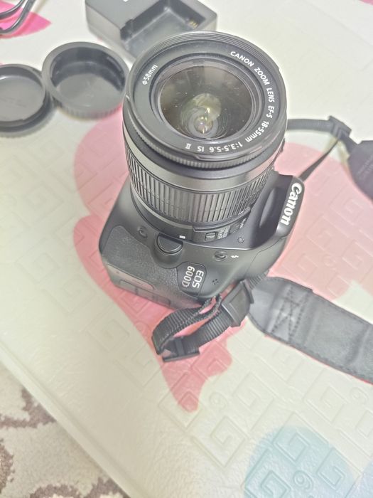 Canon 600d фотоаппарат