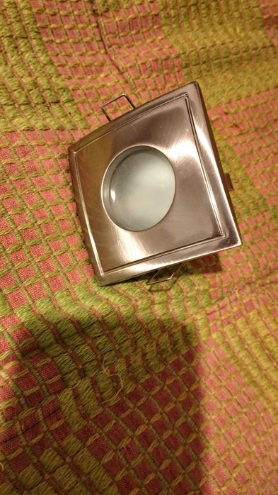 Продавам лунички за баня