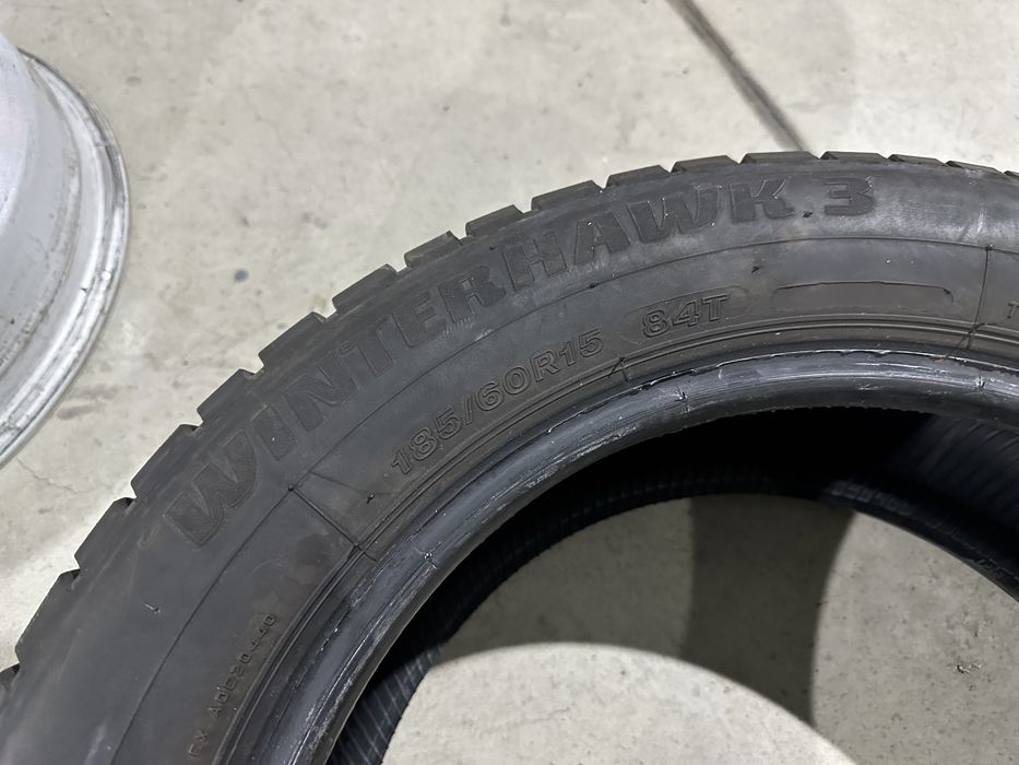 2бр. Отлични Зимни Гуми 185/60R/15 -FIRESTONE- DOT:4118- 5,7мм