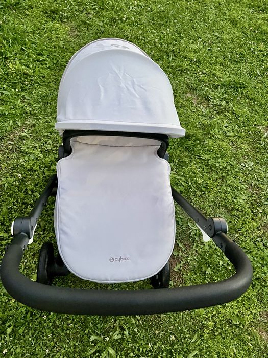 Бебешка количка Cybex EOS Basic