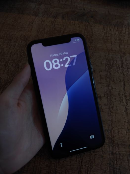 iPhone 11 negru utilizat