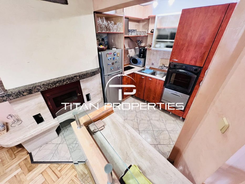 Дава се под наем Тристаен апартамент в Бургас, Лазур - 105 кв.м за 698.19 € - Снимка #2