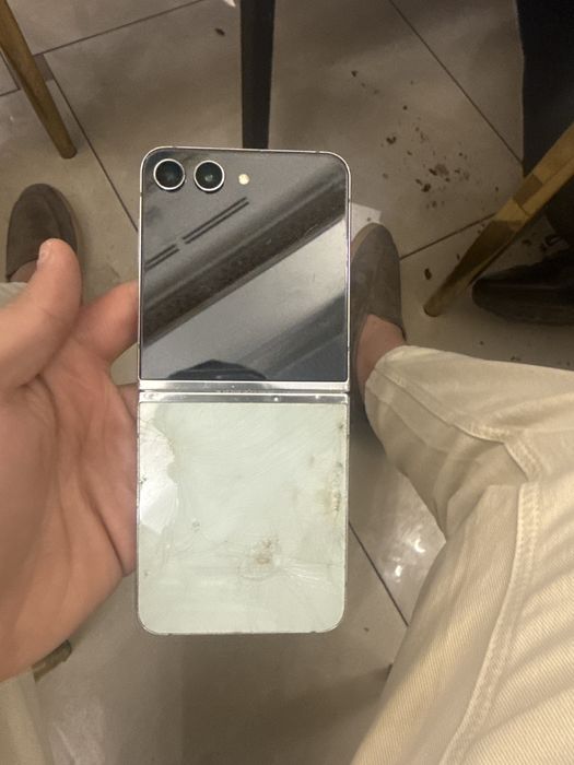 Samsung z flip 5