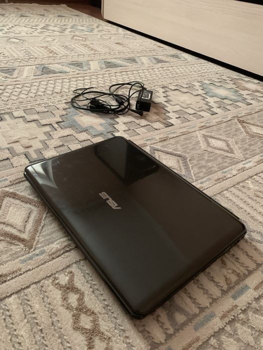 Ноутбук Asus win7