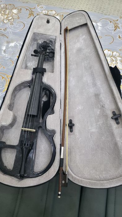 СКРИПКА ЭЛЕКРОНИЙ срочнисотилади