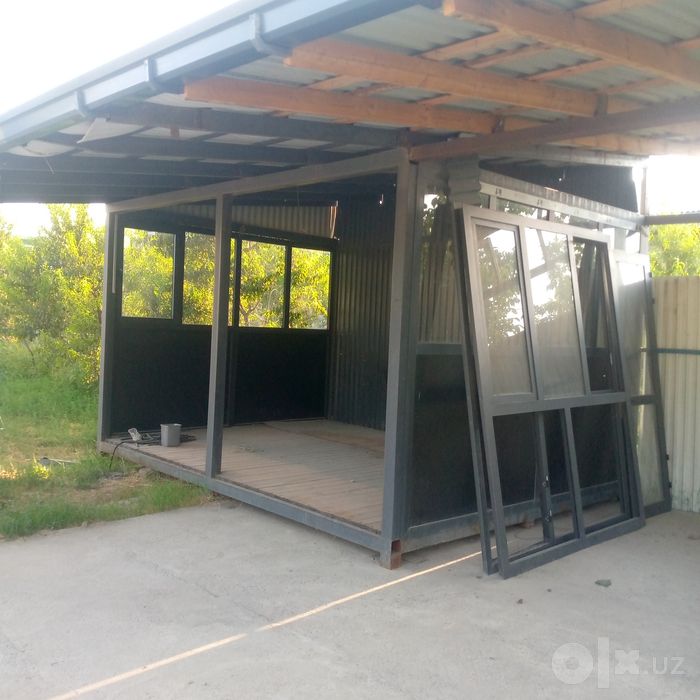 Ko'chma do'kon sotiladi 3x6 astanofka Trupti xamma narsasi sotiladi